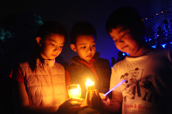 Hà Nội tắt đèn sớm hưởng ứng Giờ Trái đất