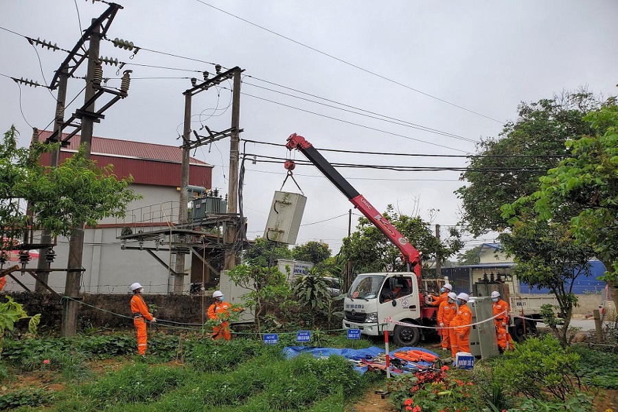 Công ty Điện lực Sơn La: Bảo đảm an toàn hệ thống lưới điện