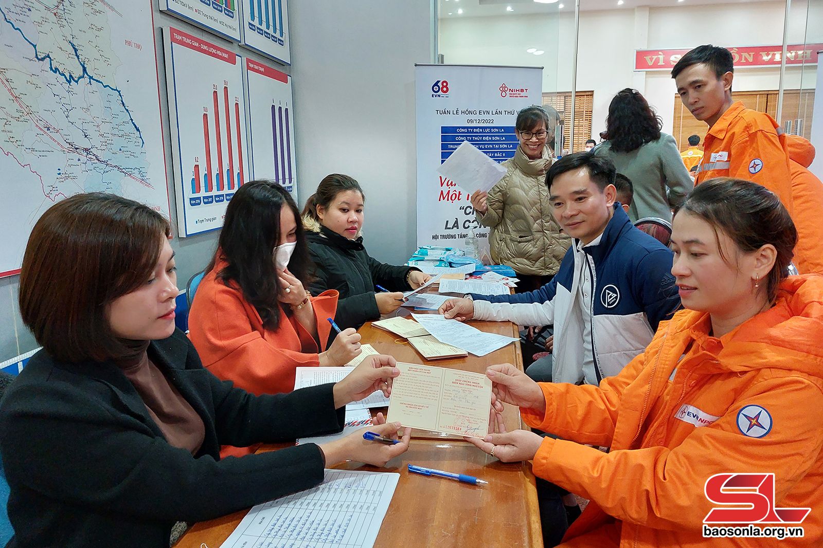 Công ty Điện lực Sơn La: Hiến máu tình nguyện hưởng ứng “Tuần lễ hồng EVN”