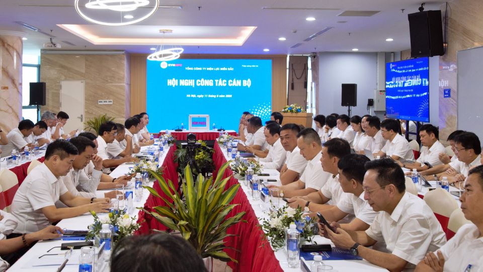 Hội nghị công tác cán bộ, xem xét bổ nhiệm lại chức vụ Thành viên Hội đồng thành viên, Tổng giám đốc EVNNPC đối với ông Nguyễn Đức Thiện