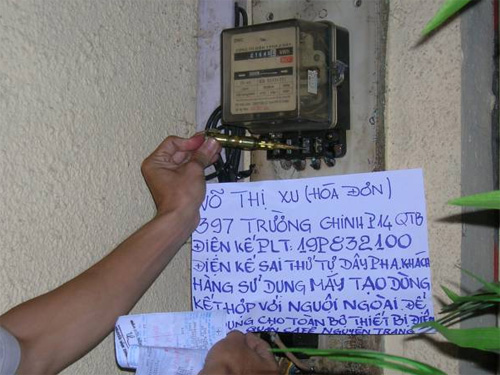 Phá hoại, trộm cắp thiết bị điện: Cần xử lý nghiêm
