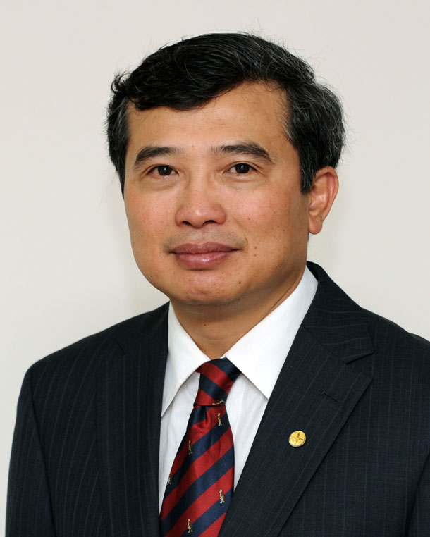 Thư của đồng chí Hoàng Quốc Vượng, Chủ tịch Hội đồng Thành viên Tập đoàn Điện lực Việt Nam gửi cán bộ, công nhân viên nhân dịp Xuân Quý Tỵ