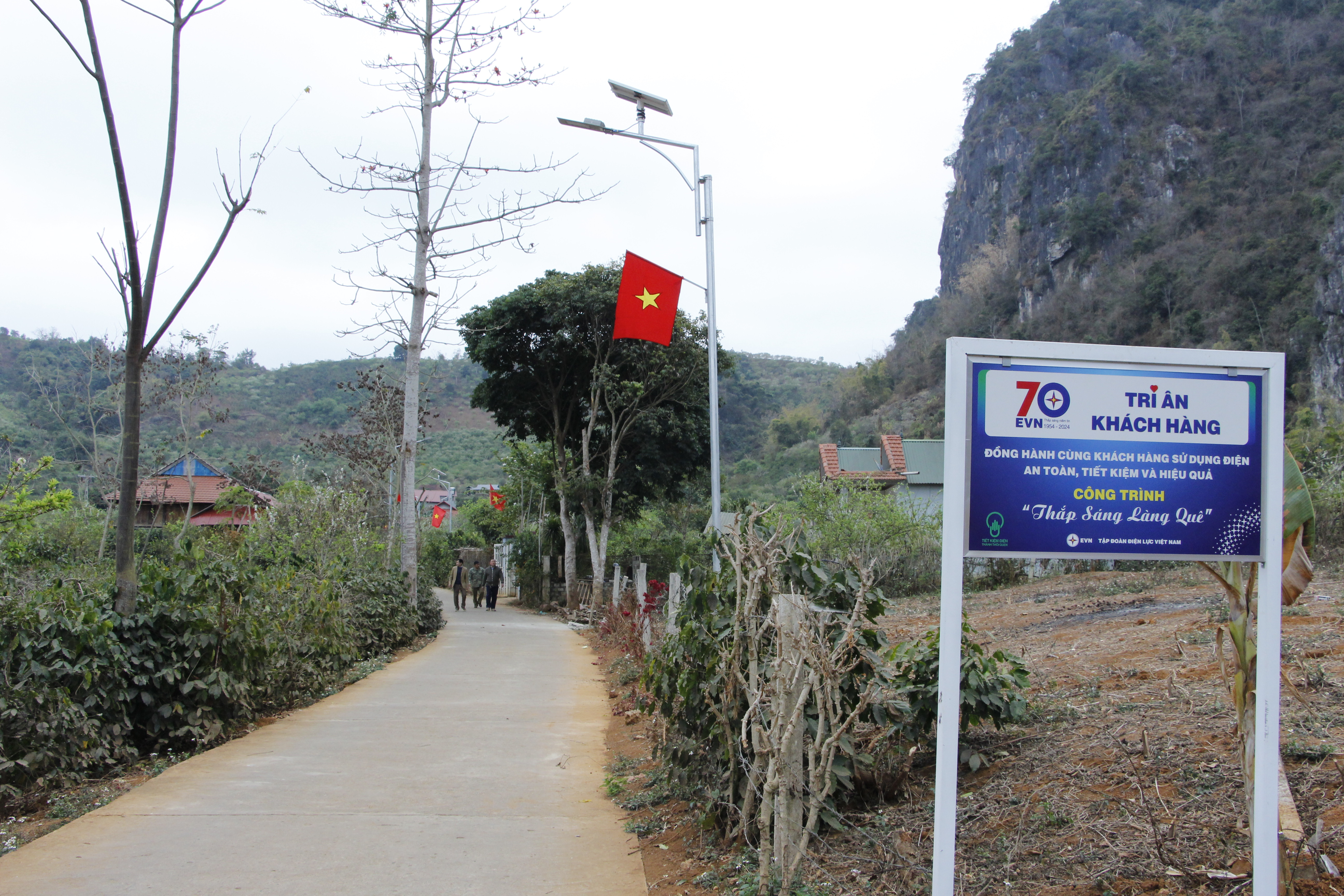 Công ty Điện lực Sơn La khởi động Tháng “Tri ân khách hàng” 2025 với nhiều hoạt động hướng về cộng đồng