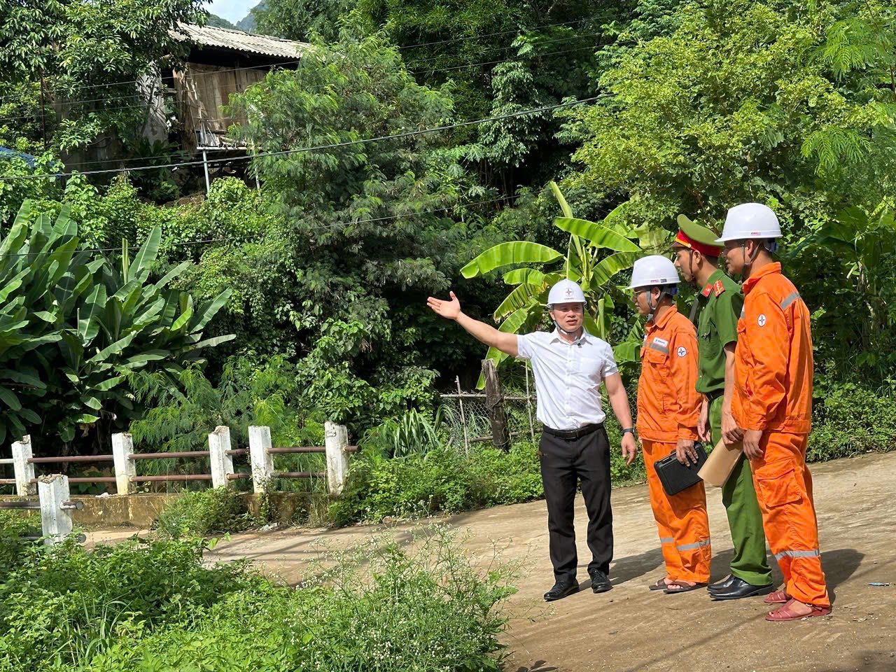  Thắp sáng niềm tin từ phong trào toàn dân bảo vệ ANTQ