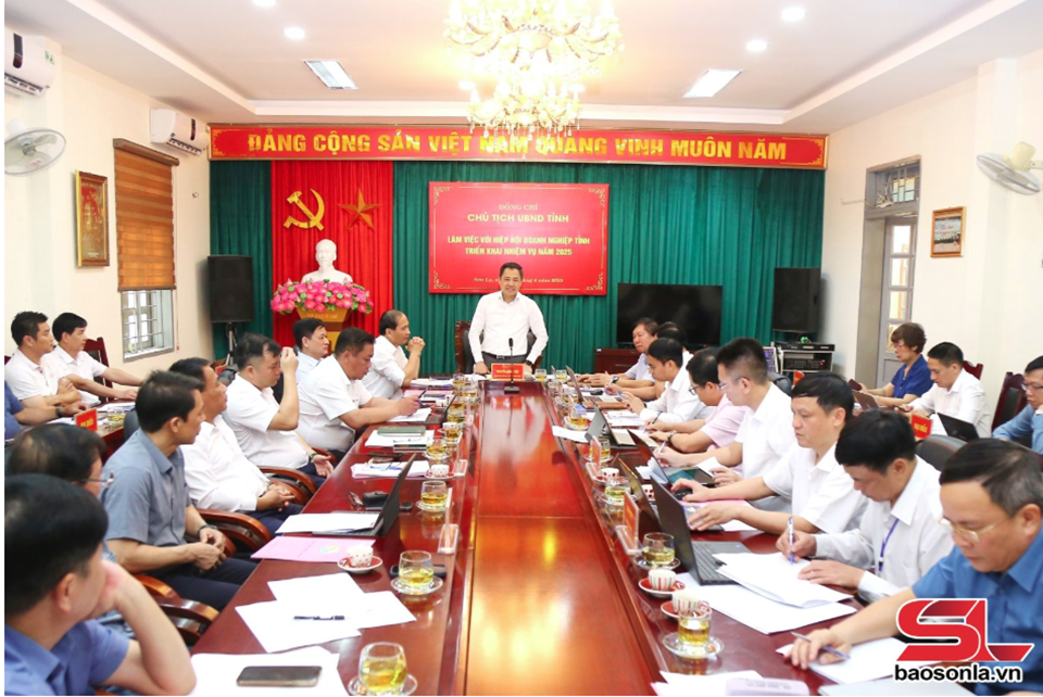 Đồng chí Chủ tịch UBND tỉnh làm việc với Hiệp hội Doanh nghiệp tỉnh Sơn La