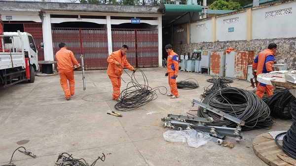 Xây dựng văn hóa giữ gìn vệ sinh nơi làm việc của Điện lực Mộc Châu
