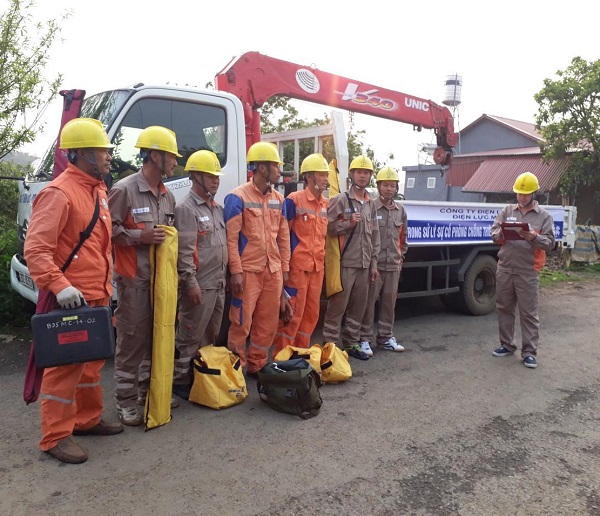 Điện lực Mộc Châu:  Xây dựng văn hóa an toàn, vệ sinh lao động
