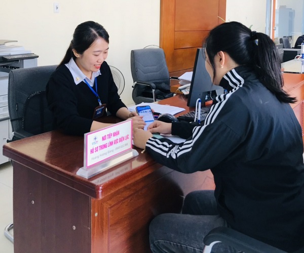 Điện lực Mường La: Thực thi văn hóa ứng xử qua mạng xã hội