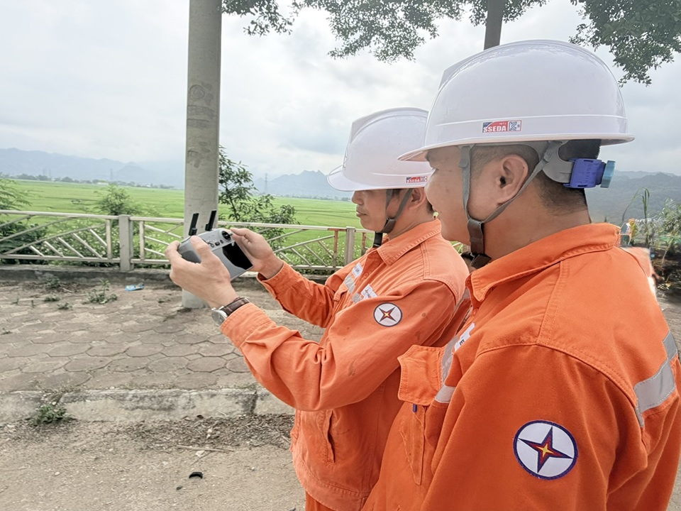EVNNPC rà soát, triển khai các giải pháp bảo đảm cung ứng điện mùa khô năm 2026