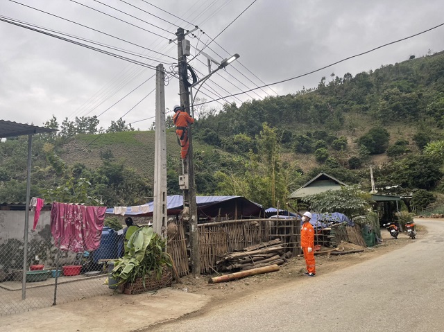 Hiệu quả chương trình “Thắp sáng làng quê” tại huyện Phù Yên