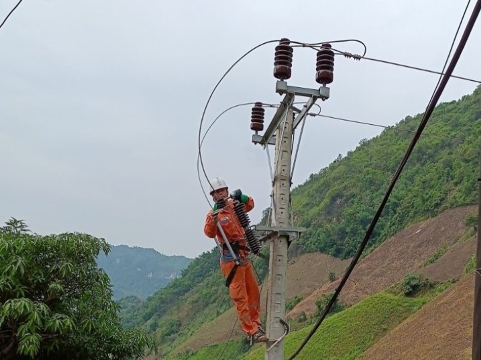 Tin truyền hình: Đẩy nhanh thực hiện chương trình cấp điện nông thôn