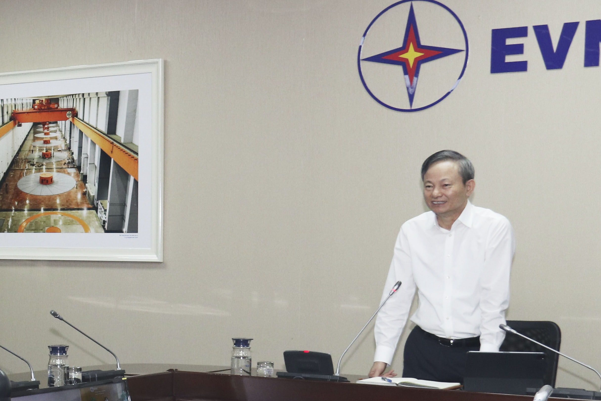 Người đứng đầu đơn vị phải sâu sát, quyết liệt trong số hóa lĩnh vực quản trị