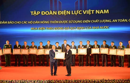 EVN đón nhận huân chương lao động hạng nhất vì những đóng góp xuất sắc trong xây dựng nông thôn mới giai đoạn 2011 - 2020