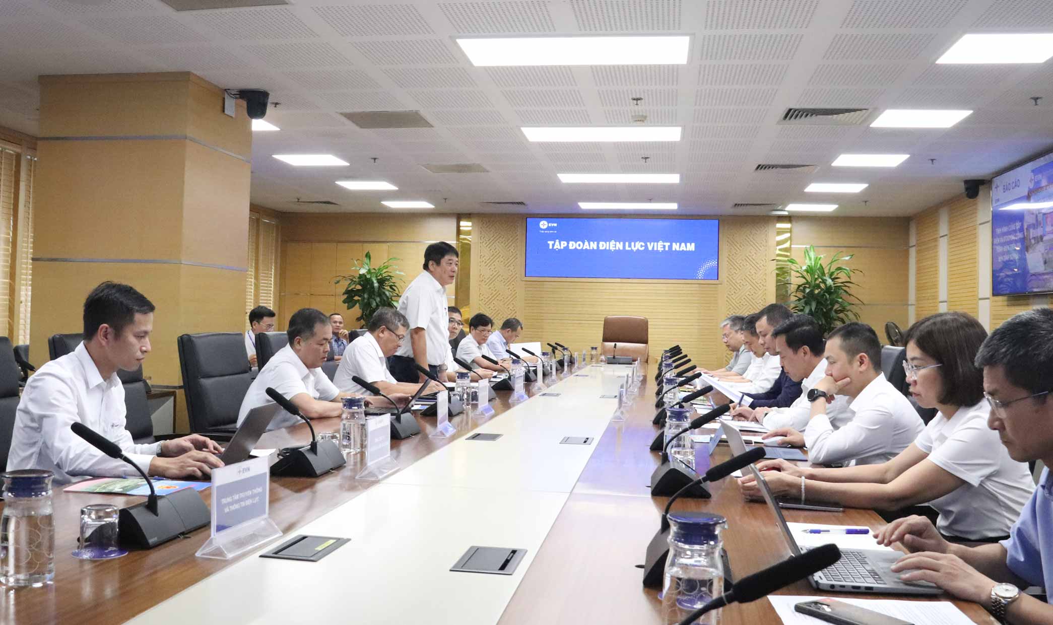 Tỉnh Sơn La đồng hành, ủng hộ EVN đẩy nhanh đầu tư các dự án điện trên địa bàn