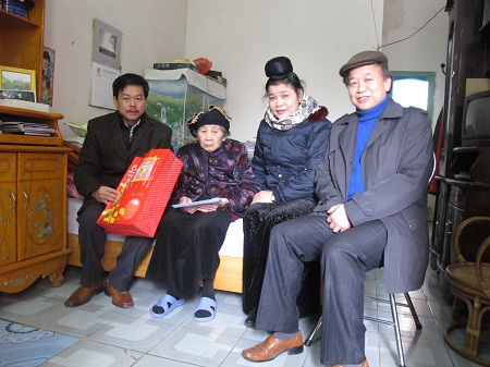Ấm áp nghĩa tình ngày xuân