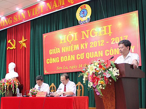 Công đoàn Cơ quan PC Sơn La: Hội nghị giữa nhiệm kỳ 2012 - 2017 