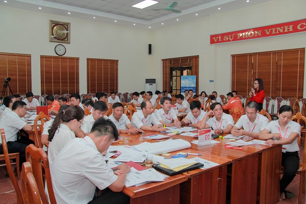 Hướng tới mục tiêu Khách hàng là trung tâm 