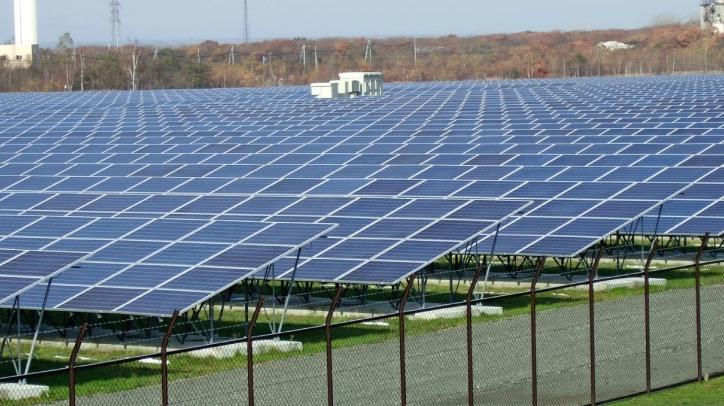 Năng lượng tái tạo giảm phát thải carbon gấp 7 lần năng lượng hạt nhân