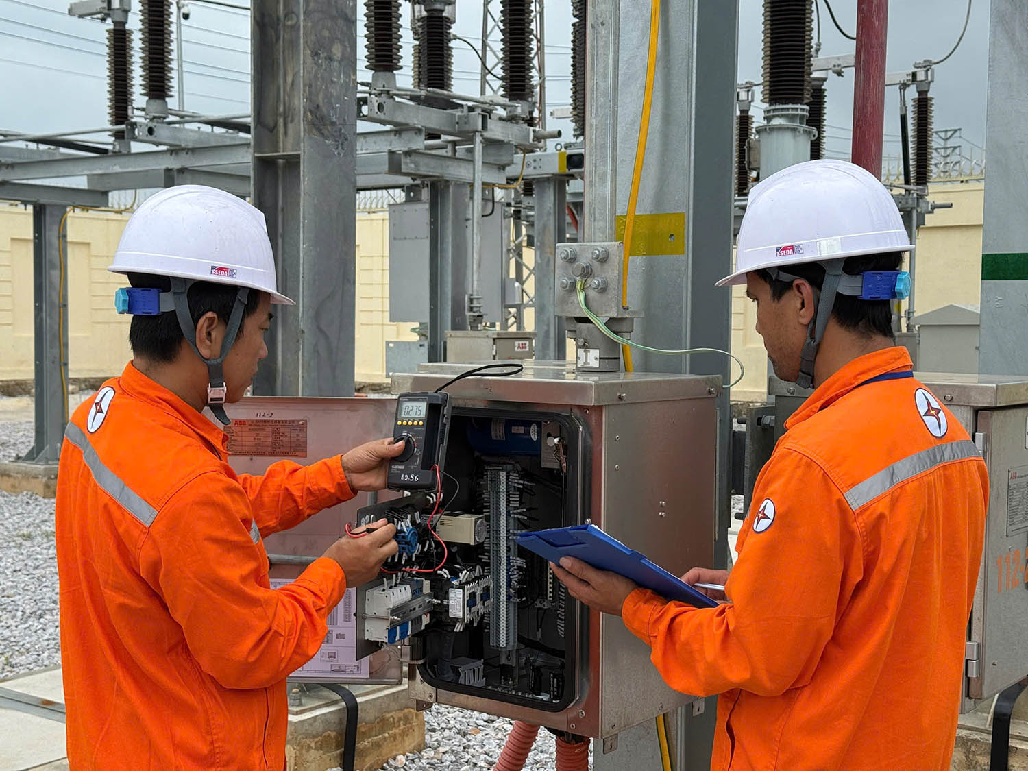 Tổng công ty Điện lực miền Bắc đảm bảo cung cấp điện ổn định, an toàn mùa nắng nóng 2025