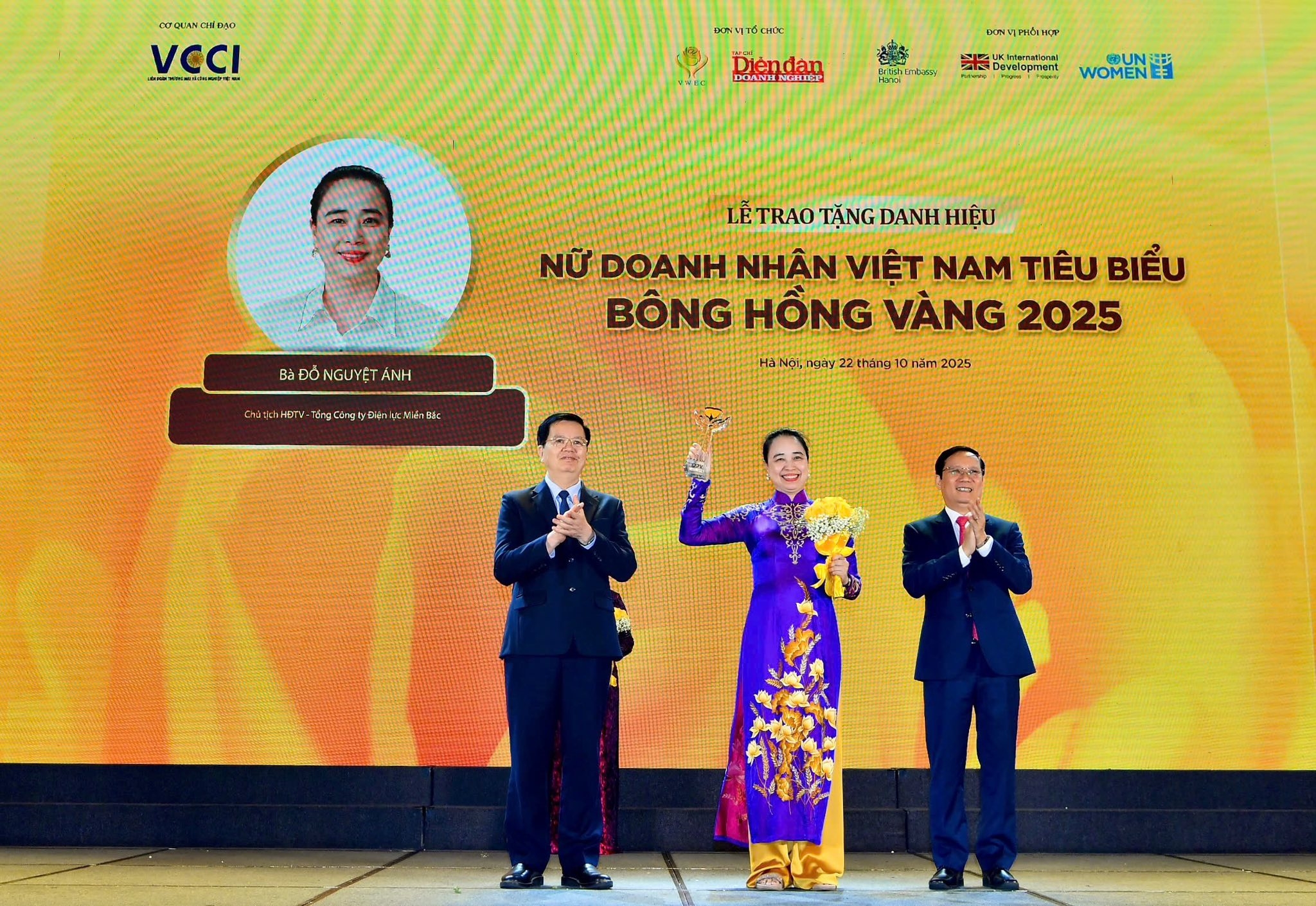 Bà Đỗ Nguyệt Ánh - Người “giữ lửa” niềm tin và khát vọng cống hiến của phụ nữ ngành Điện miền Bắc