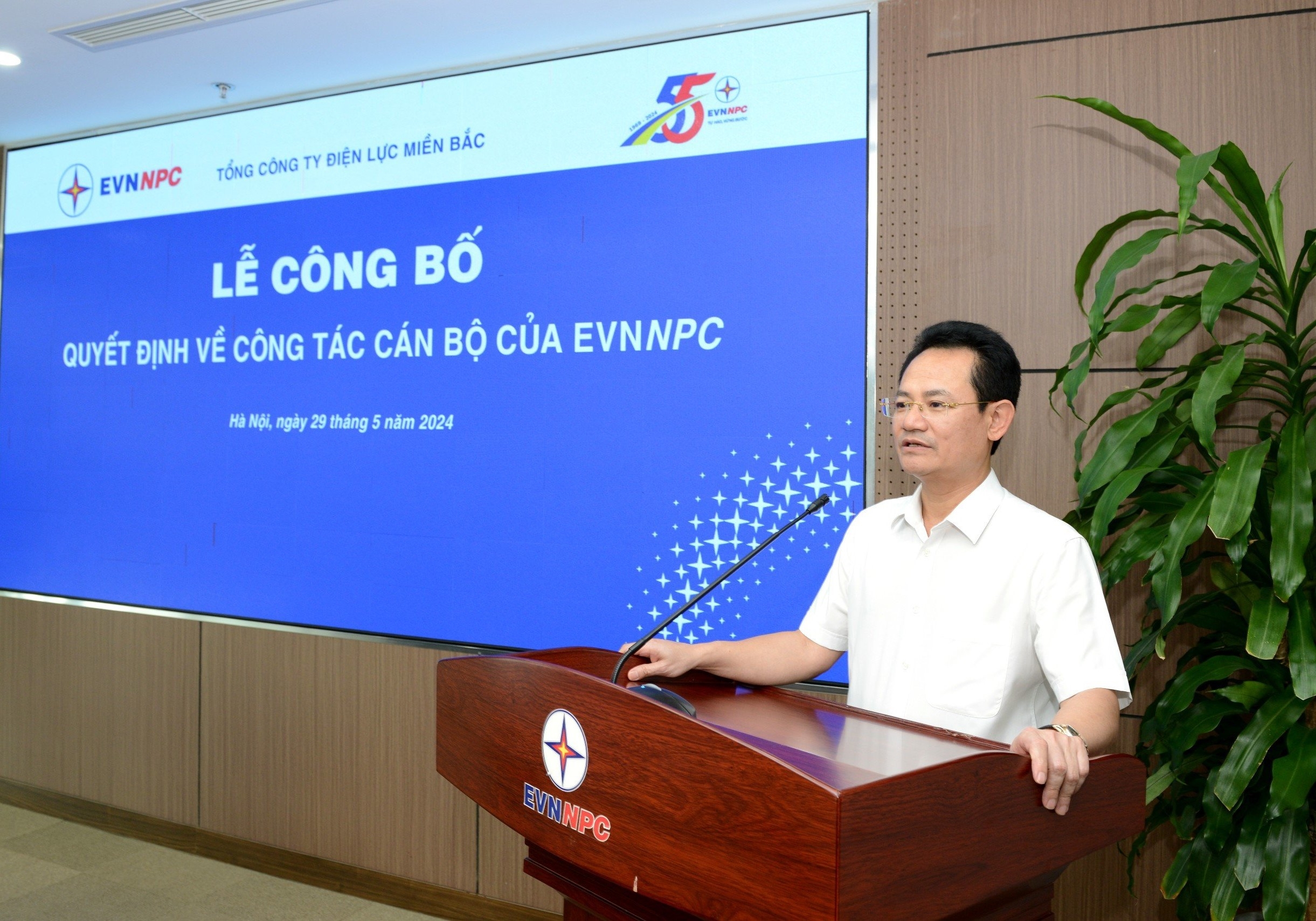 Tổng công ty Điện lực miền Bắc Công bố Quyết định công tác cán bộ
