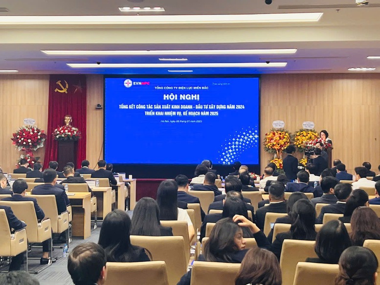 EVNNPC: Năm 2024 dẫn đầu về sản lượng điện thương phẩm,kinh doanh có lãi