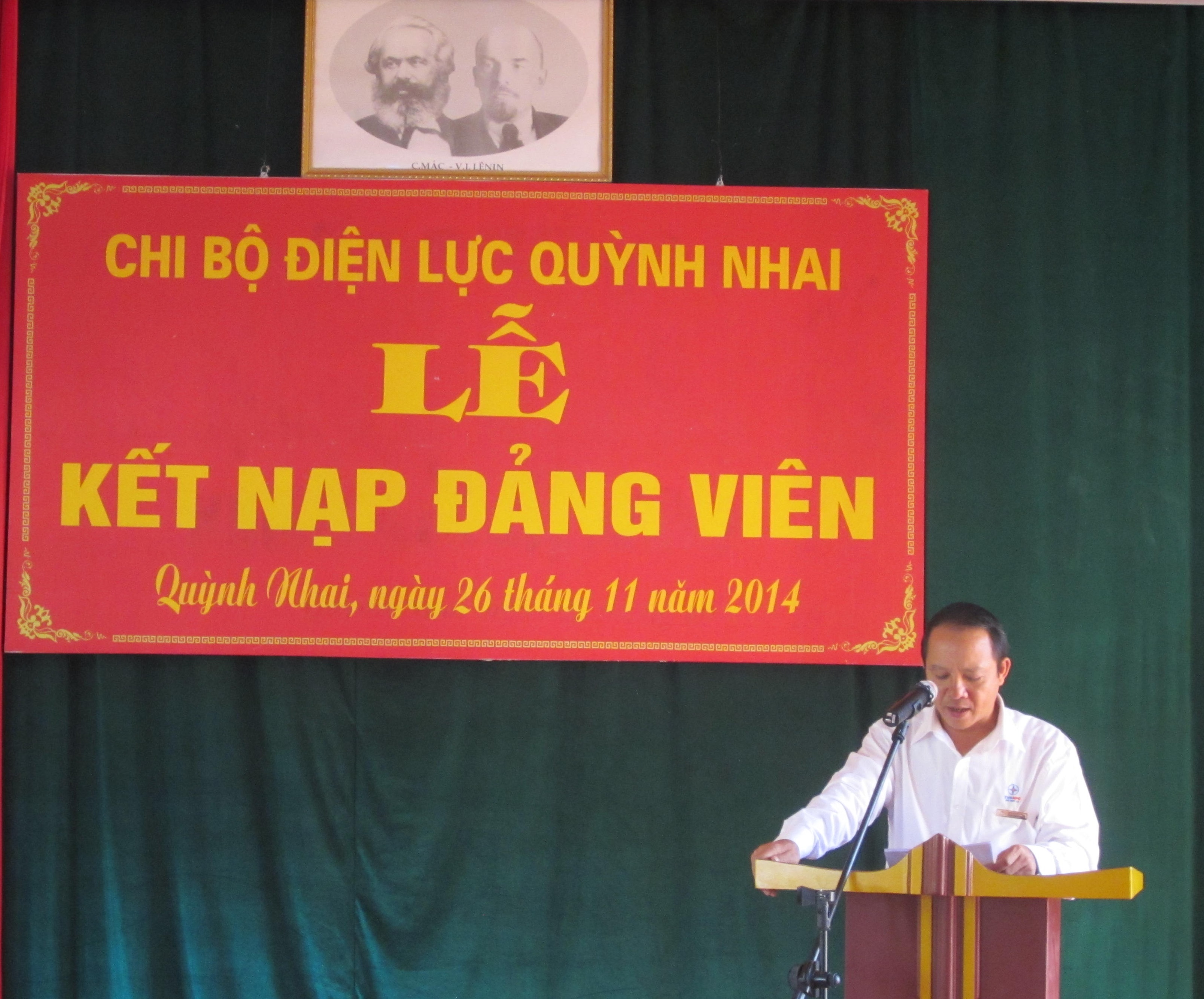 Chi bộ ĐL Quỳnh Nhai: Kết nạp Đảng viên mới