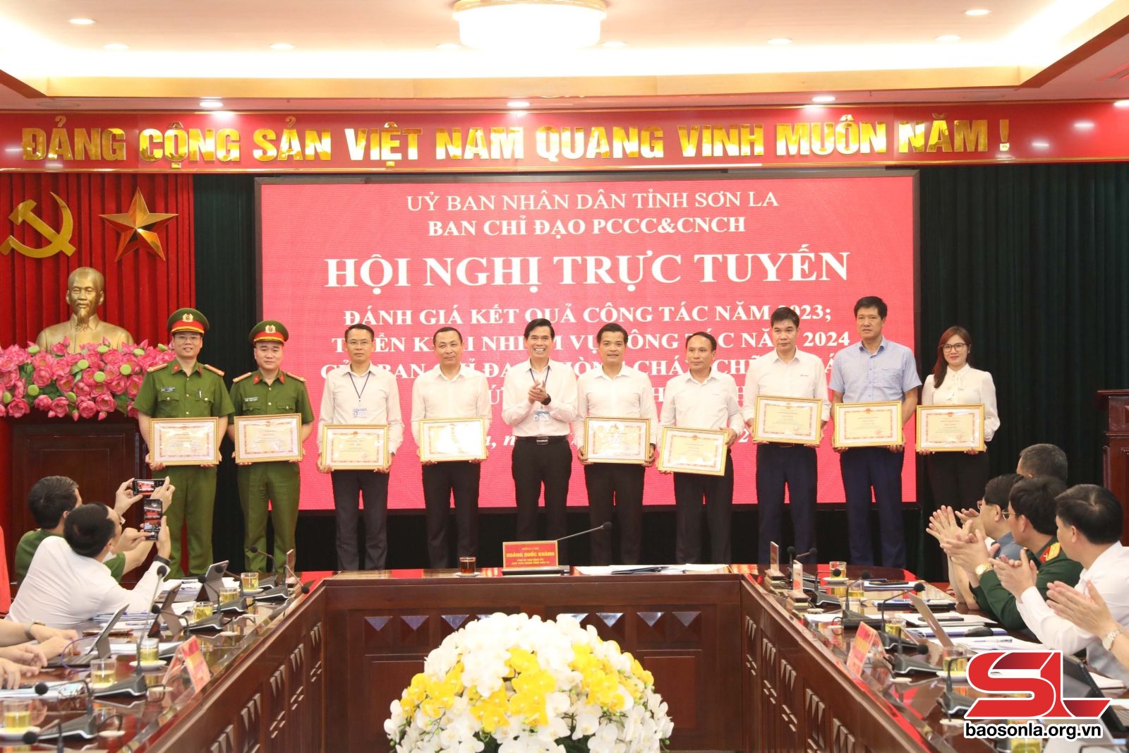  Huy động sức mạnh hệ thống chính trị và toàn dân tham gia PCCC và CNCH