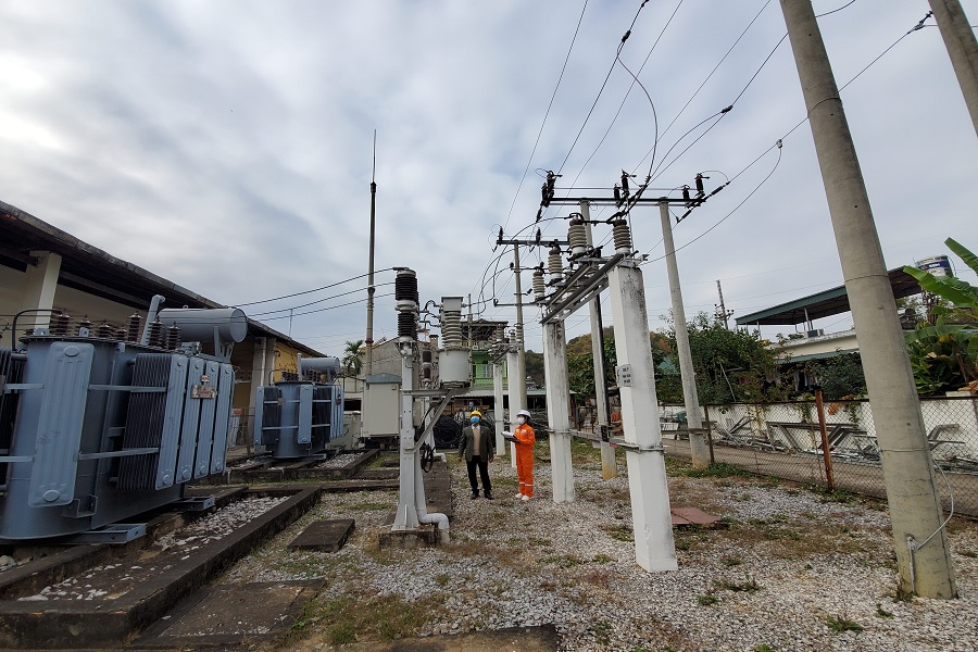 Phóng sự Đảm bảo cung cấp điện phục vụ Tết Nguyên đán Nhâm Dần 2022