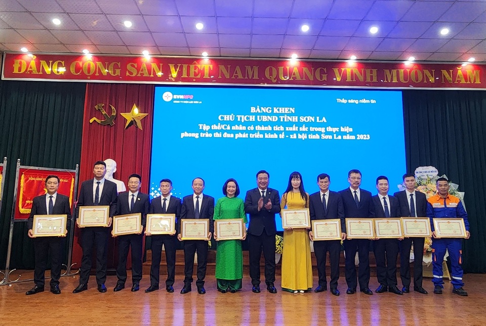 Làm tốt công tác xây dựng Đảng trong doanh nghiệp