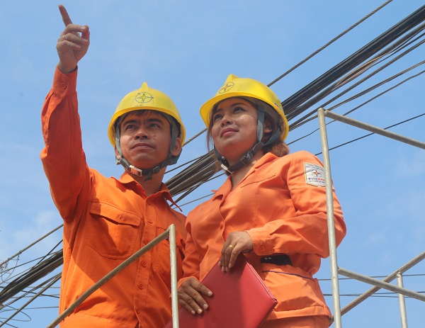 Nâng cao chất lượng nguồn nhân lực nữ CNVC ngành điện Sơn La
 