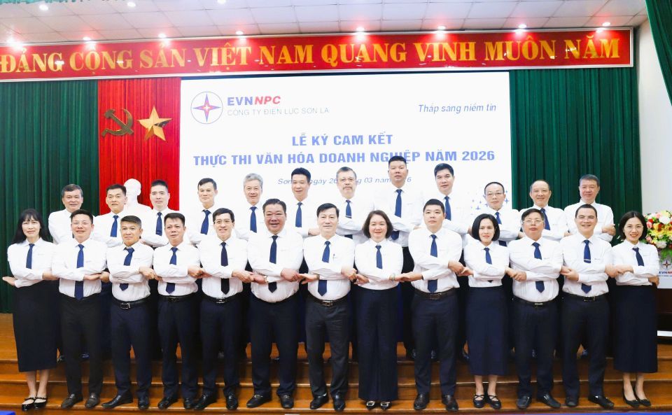 Công ty Điện lực Sơn La ký cam kết thực thi văn hóa doanh nghiệp năm 2026
