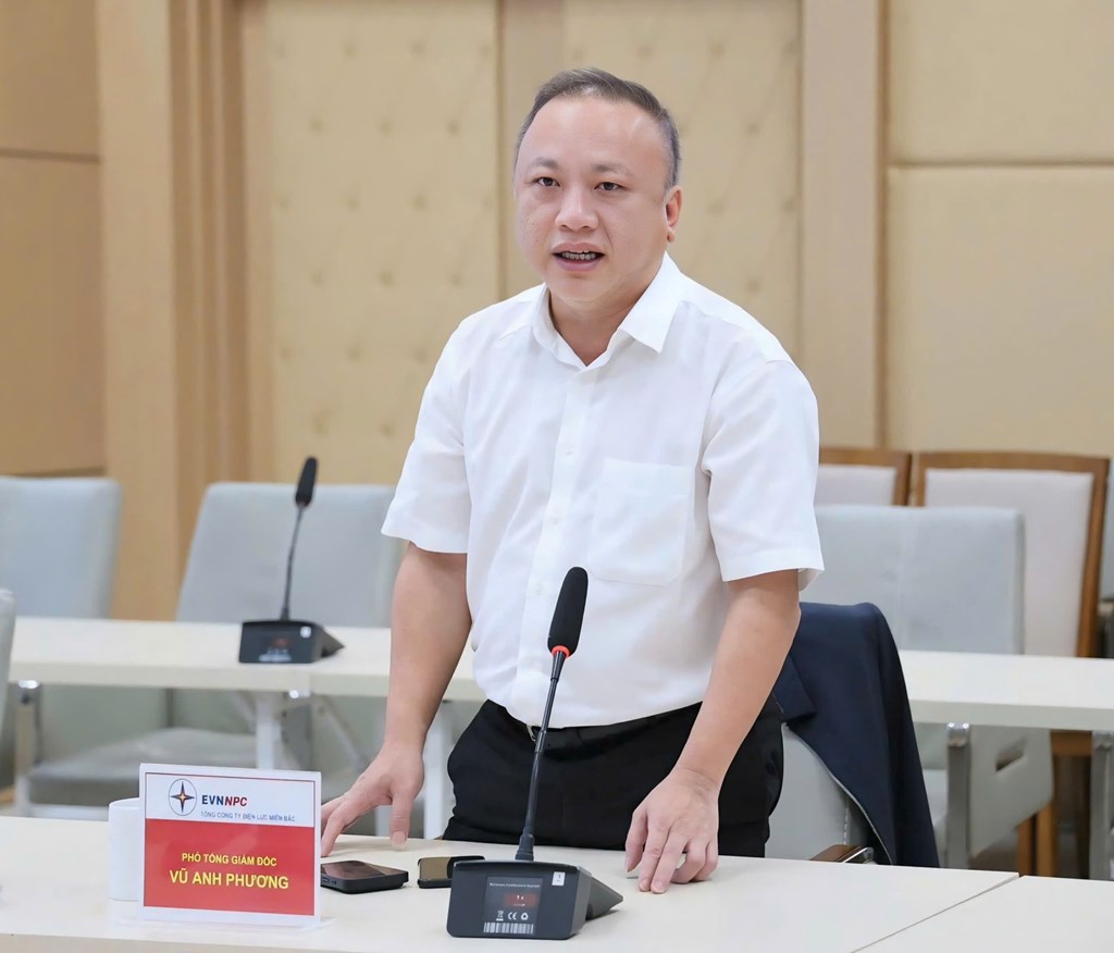 Phó Tổng Giám đốc EVNNPC chia sẻ các giải pháp bảo đảm điện mùa nắng nóng 2026