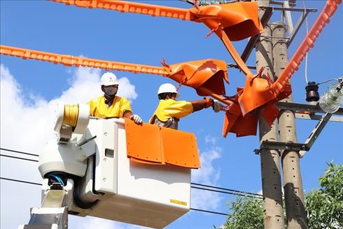 EVN triển khai 5 nhóm giải pháp cấp bách ứng phó với nguy cơ nắng nóng, hạn hán