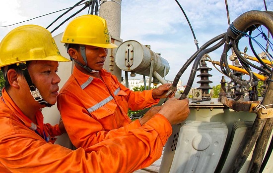 TCBC: EVN tặng huy động các nguồn điện chạy dầu để đảm bảo cung cấp điện các tháng cuối năm 2019