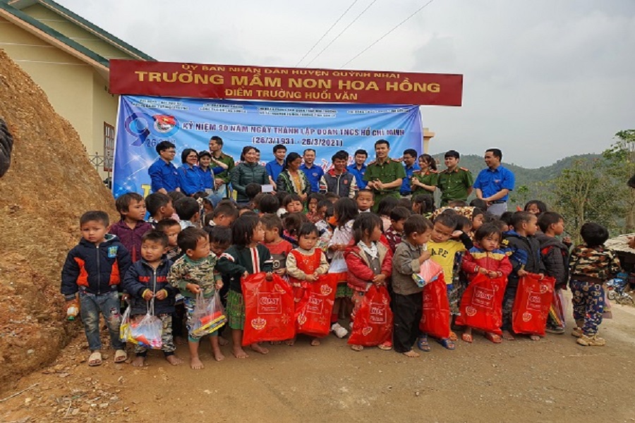 Tuổi trẻ ngành Điện Sơn La phát huy tinh thần xung kích, tình nguyện