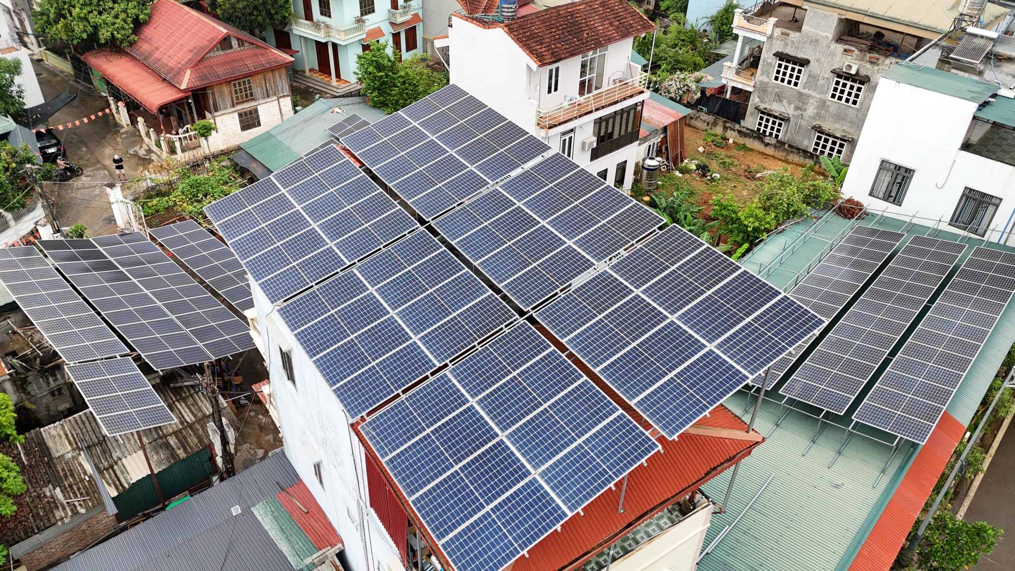Điện mặt trời tự sản, tự tiêu mở hướng sử dụng năng lượng xanh tại Sơn La