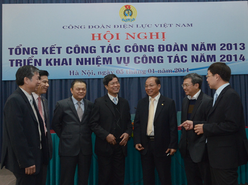 Công đoàn Điện lực Việt Nam: Tổng kết công tác năm 2013 và triển khai nhiệm vụ năm 2014