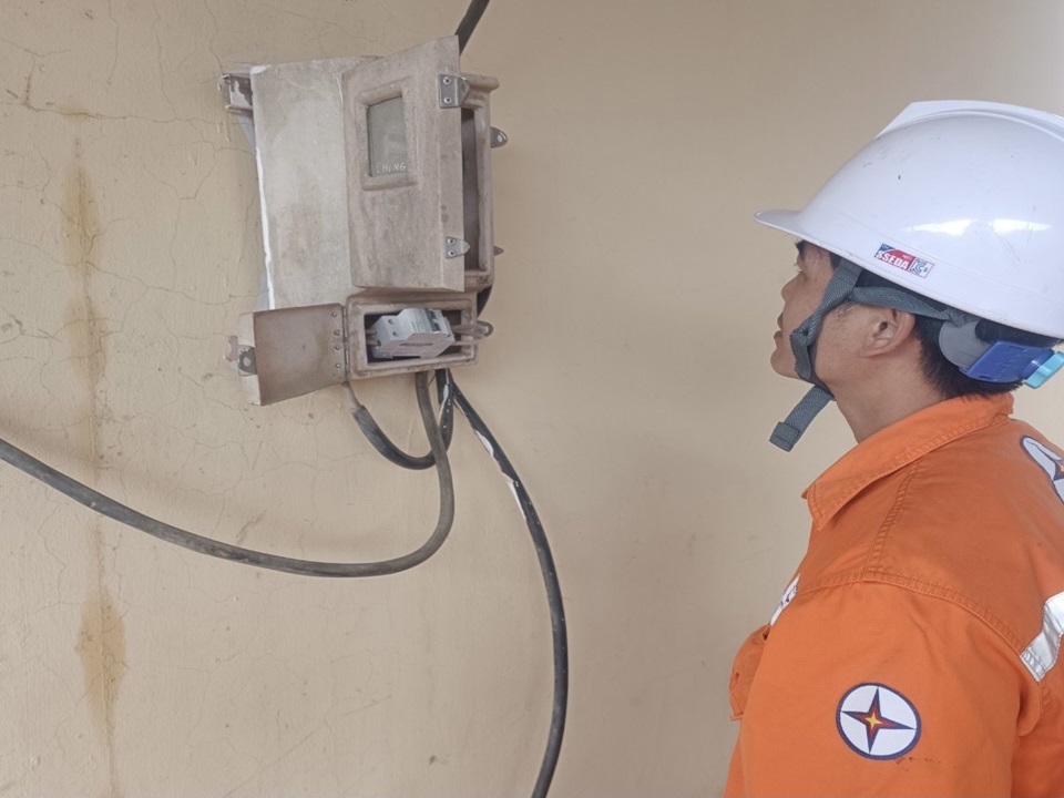  Cấp điện phục vụ 35 điểm thi tốt nghiệp THPT Quốc gia năm 2024 thành công tốt đẹp