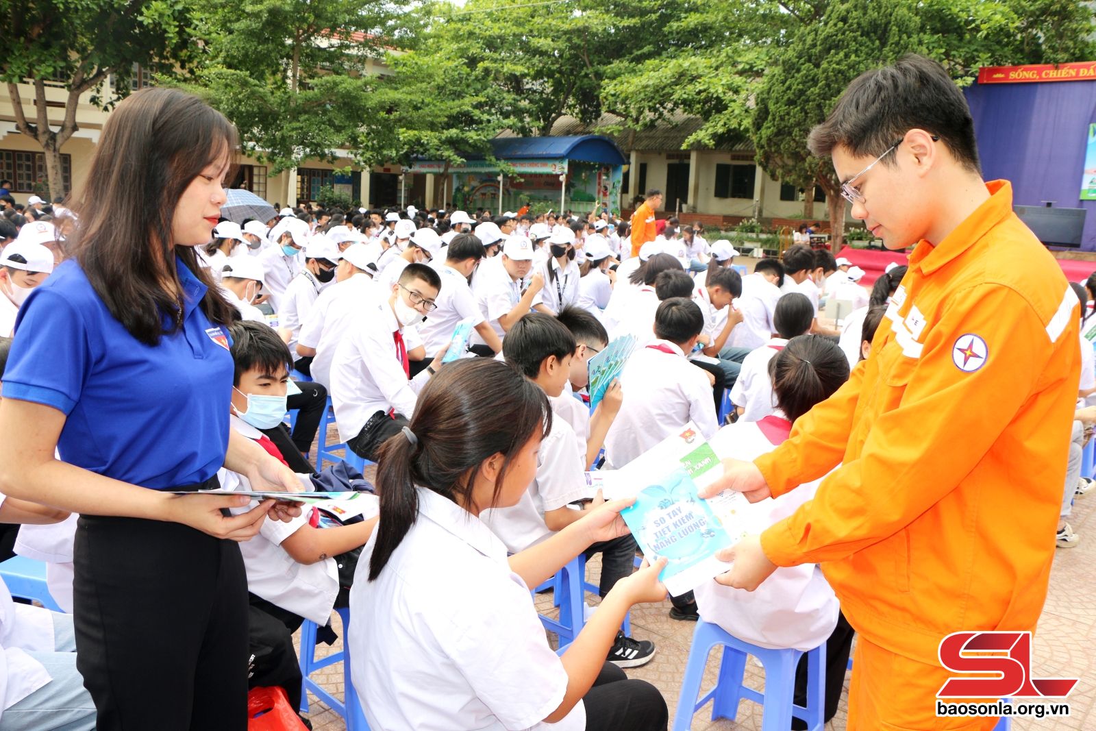 Tuyên truyền, phổ biến kiến thức về sử dụng năng lượng tiết kiệm