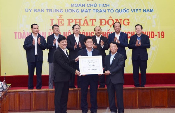 Tập đoàn Điện lực Việt Nam và các đơn vị ủng hộ 03 tỷ đồng cho công tác phòng chống dịch covid-19