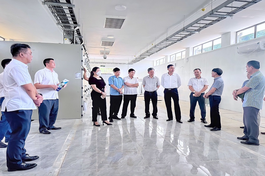 Phó Tổng giám đốc Lê Quang Thái làm việc với UBND tỉnh Sơn La về đẩy nhanh tiến độ ĐTXD các công trình điện