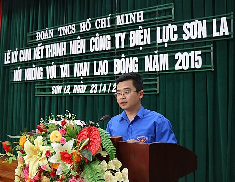 Đoàn viên Thanh niên PC Sơn La nói không với tai nạn lao động năm 2015