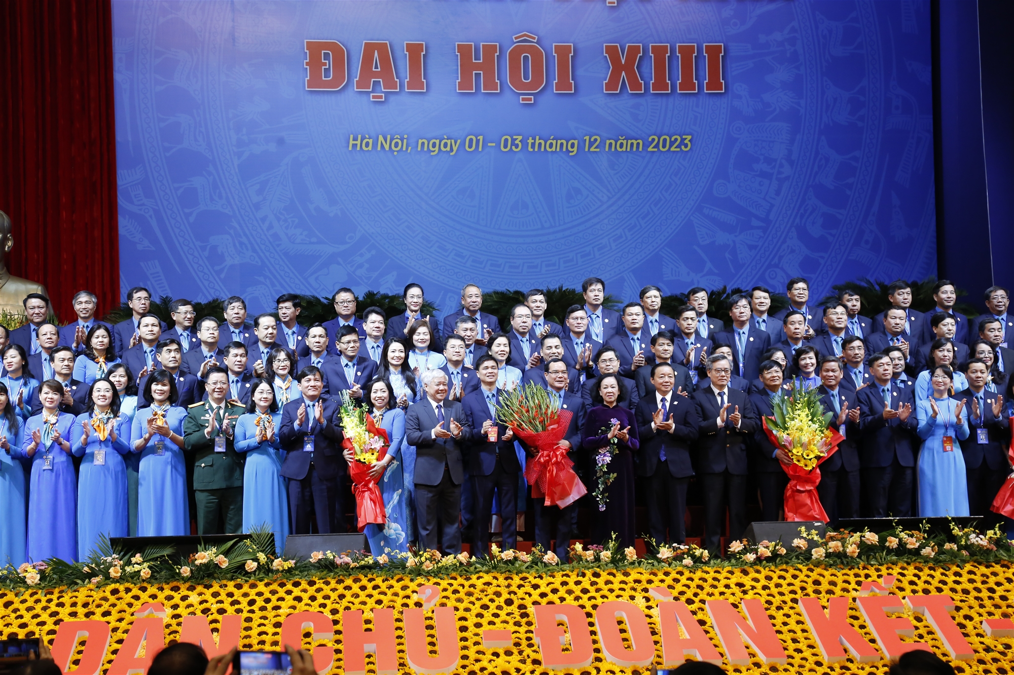 ĐẠI HỘI XIII CÔNG ĐOÀN VIỆT NAM THÀNH CÔNG TỐT ĐẸP