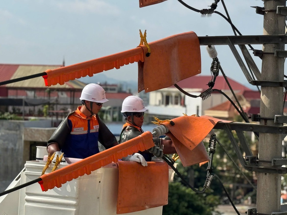 Tiêu thụ điện mùa nắng nóng tăng cao, Điện lực miền Bắc kích hoạt loạt giải pháp ứng phó