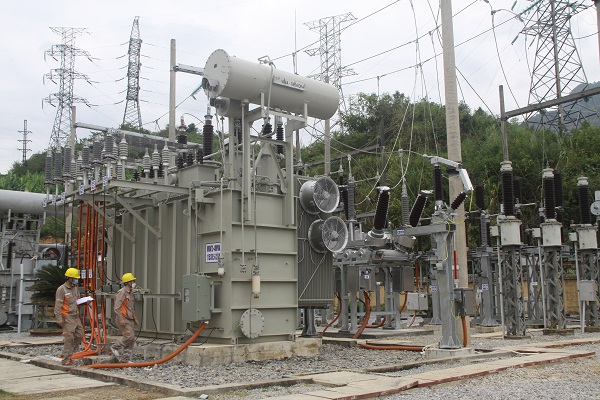  Đóng điện máy biến áp T2 trạm biến áp 110 kV Mường La