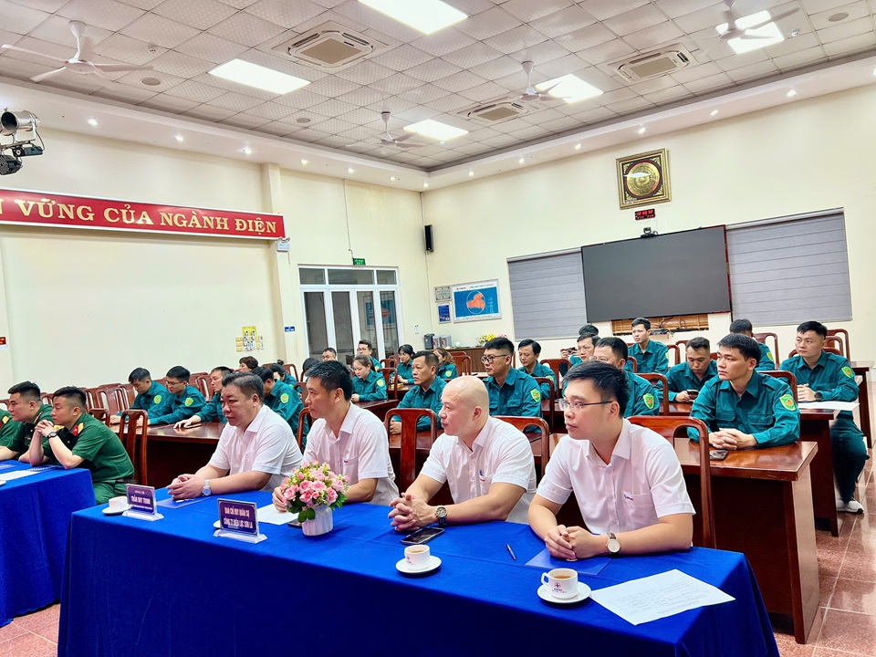 Công ty Điện lực Sơn La tổ chức huấn luyện lực lượng tự vệ năm 2026 