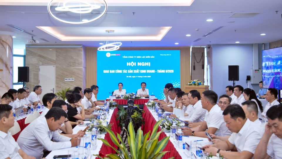 EVNNPC tăng tốc thực hiện các nhiệm vụ trọng tâm, bảo đảm cung ứng điện và hoàn thành kế hoạch năm 2026