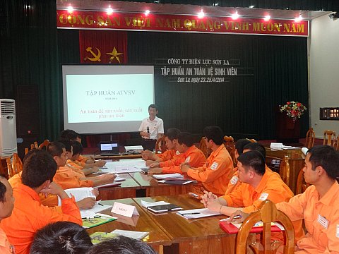 PC Sơn La: Tập huấn mạng lưới an toàn vệ sinh viên năm 2014