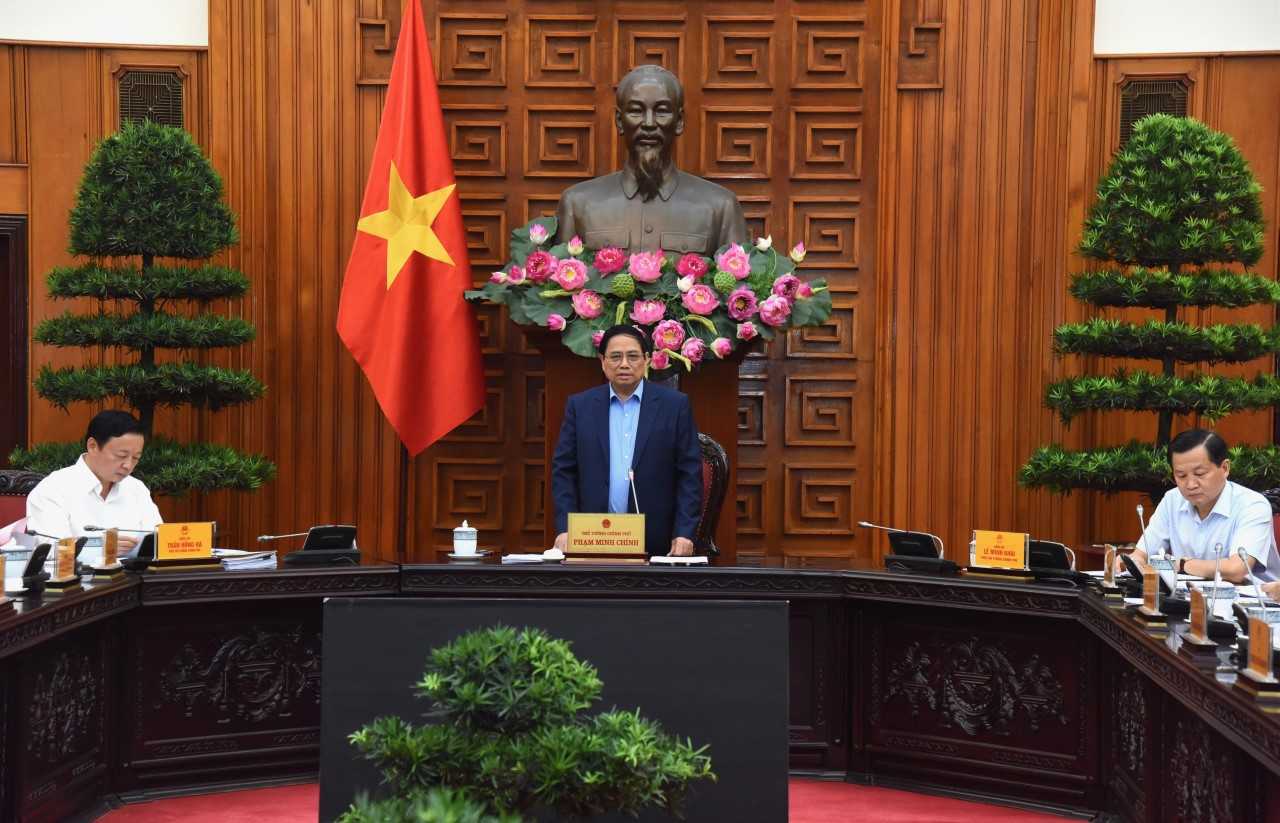 Nỗ lực bảo đảm cung ứng đủ điện những tháng cuối năm và năm 2024